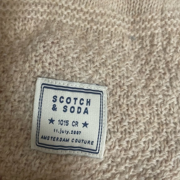 Scotch and Soda Beige Sweater, Size L. - Picture 4 of 5